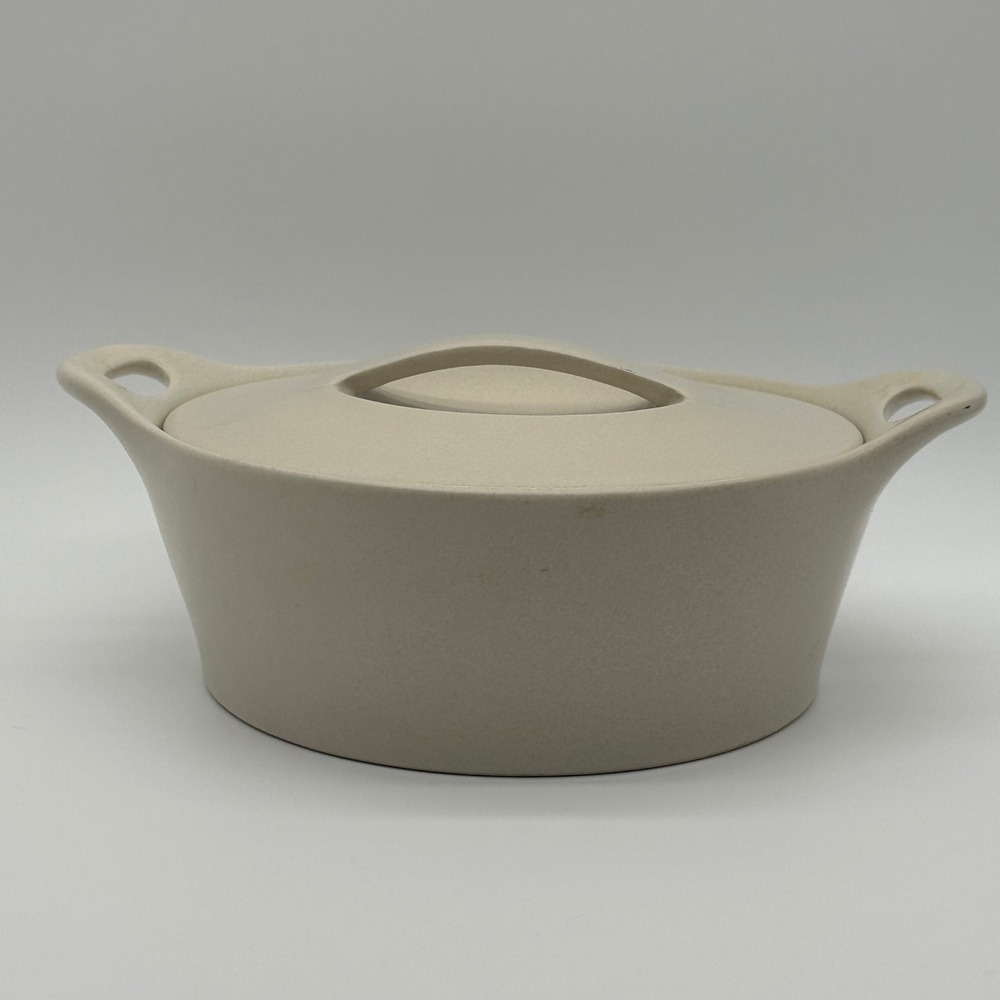 CorningWare Creations 1.5 Qt Stoneware Casserole Dish with Lid Sand Beige Round‎